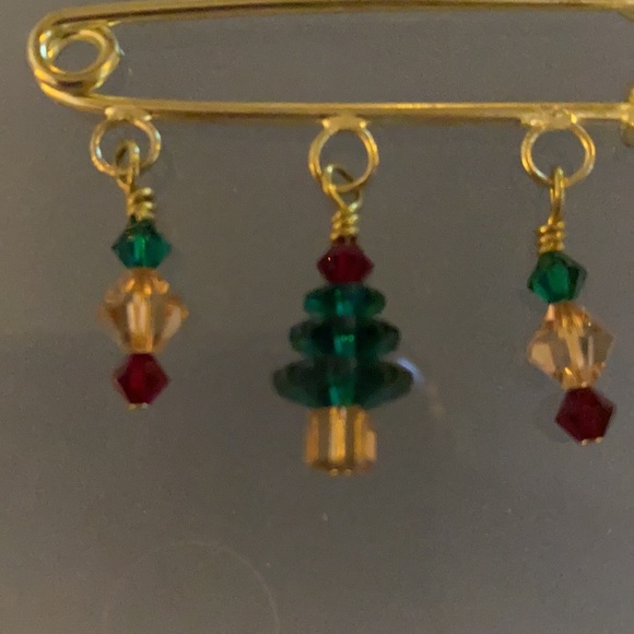 Handmade Swarovski Christmas Tree Pin - Picture 2 of 5